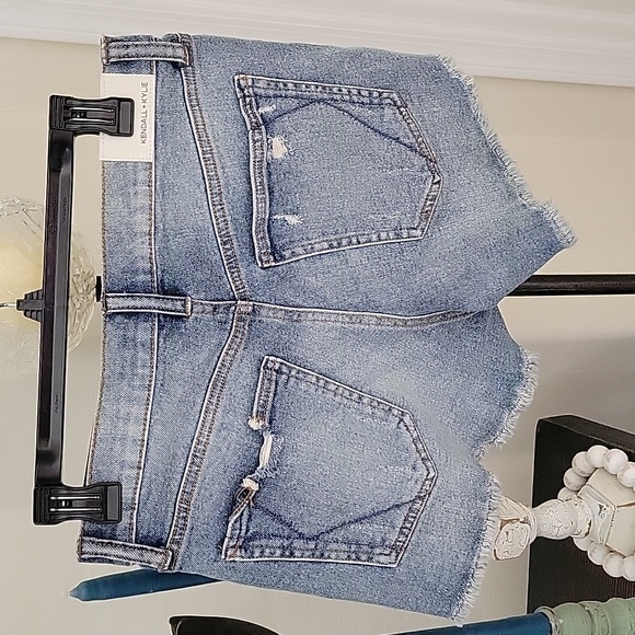 Kendall and Kylie Icon Short 5/27 Distressed Blue Denim Cut off Shorts - Picture 2 of 12